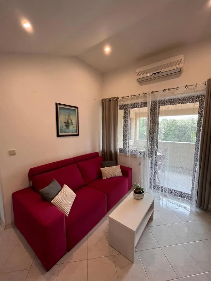 Quiet Apartment-Free Parking 0*, Rovinj Croatia